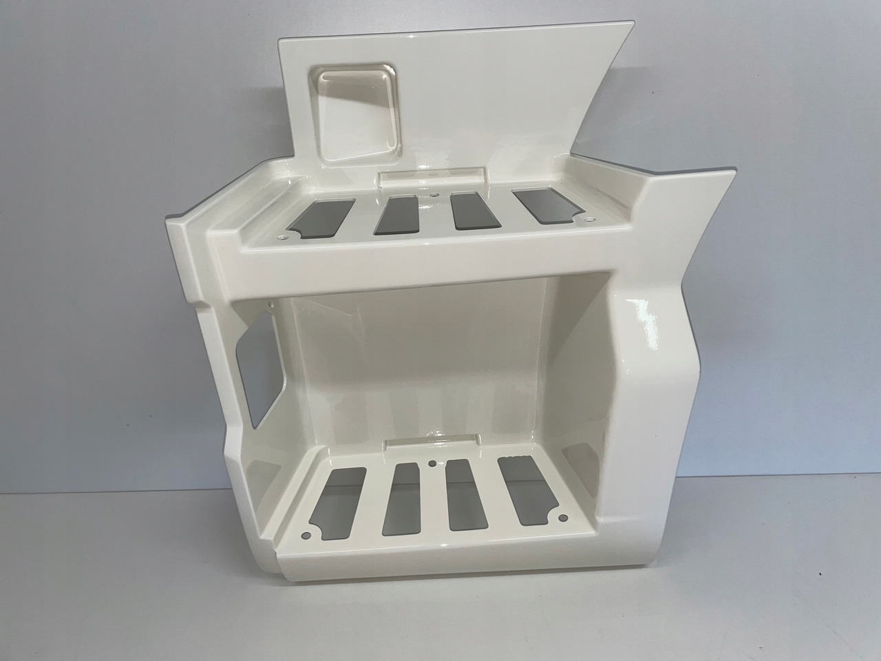 STOPIEŃ STOPNICA MAN TGX 3 TG3 - Estribo de Caminhão: foto 1 STOPIEŃ STOPNICA MAN TGX 3 TG3 - Estribo de Caminhão: foto 1