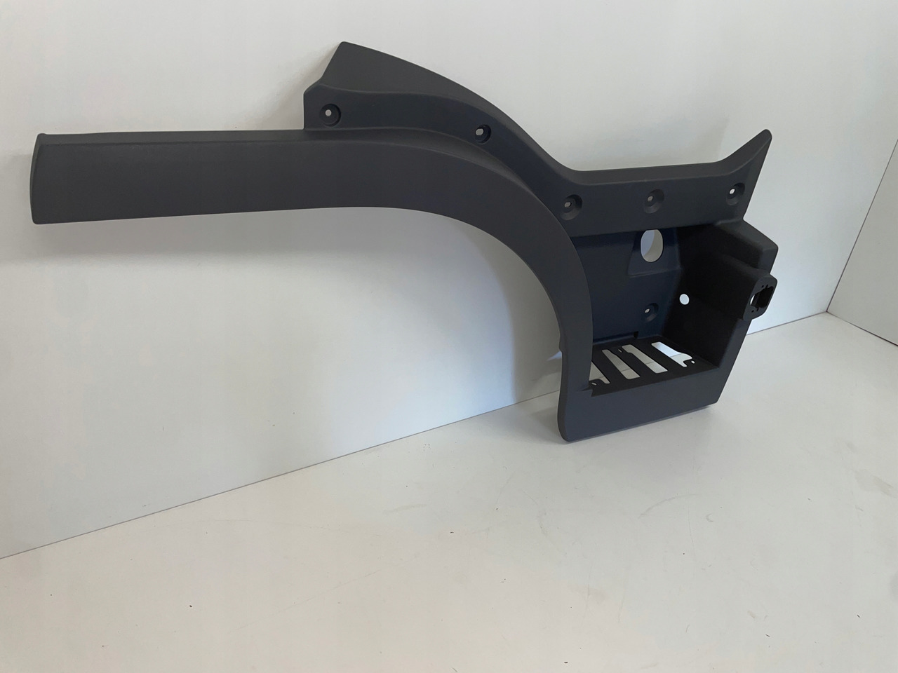 STOPNICA STOPIEŃ MAN TGL TGM TG3 TGL3 TGM3 81615200230 - Estribo de Caminhão: foto 2 STOPNICA STOPIEŃ MAN TGL TGM TG3 TGL3 TGM3 81615200230 - Estribo de Caminhão: foto 2