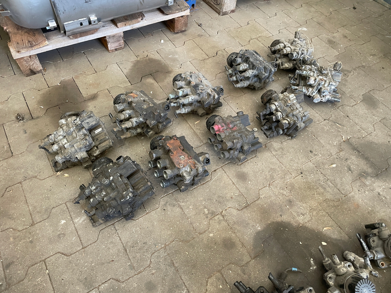 ZAWÓR PODUSZEK ECAS MAN TGA TGX TGS 4729000570 - Suspensão a ar de Caminhão: foto 5 ZAWÓR PODUSZEK ECAS MAN TGA TGX TGS 4729000570 - Suspensão a ar de Caminhão: foto 5