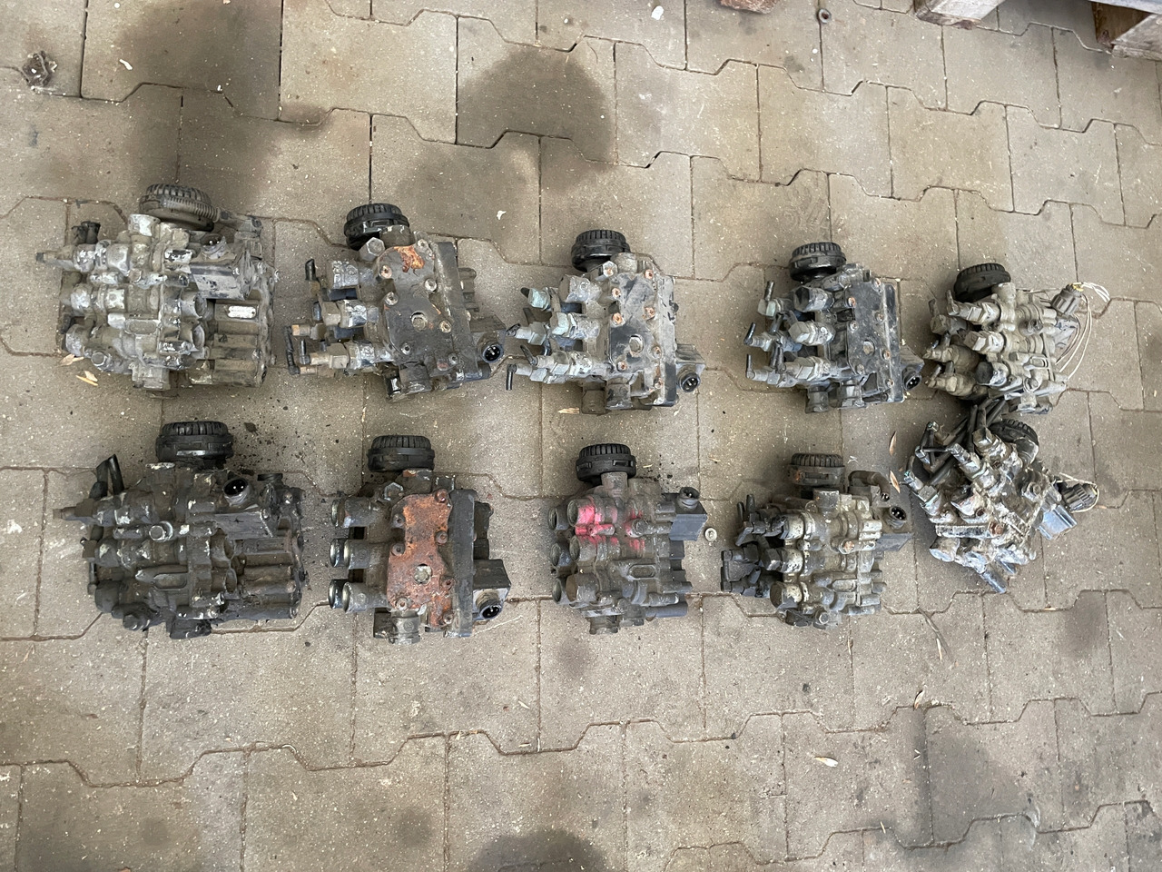 ZAWÓR PODUSZEK ECAS MAN TGA TGX TGS 4729000570 - Suspensão a ar de Caminhão: foto 4 ZAWÓR PODUSZEK ECAS MAN TGA TGX TGS 4729000570 - Suspensão a ar de Caminhão: foto 4