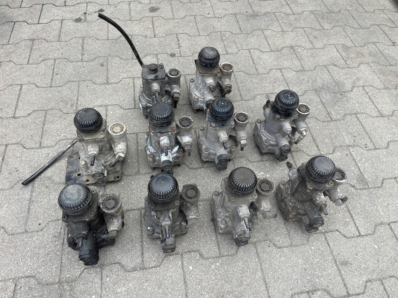 ZAWÓR STERUJĄCY NACZEPY PRZYCZEPY WABC0 MAN DAF 9730090067 - Válvula de freio: foto 5 ZAWÓR STERUJĄCY NACZEPY PRZYCZEPY WABC0 MAN DAF 9730090067 - Válvula de freio: foto 5