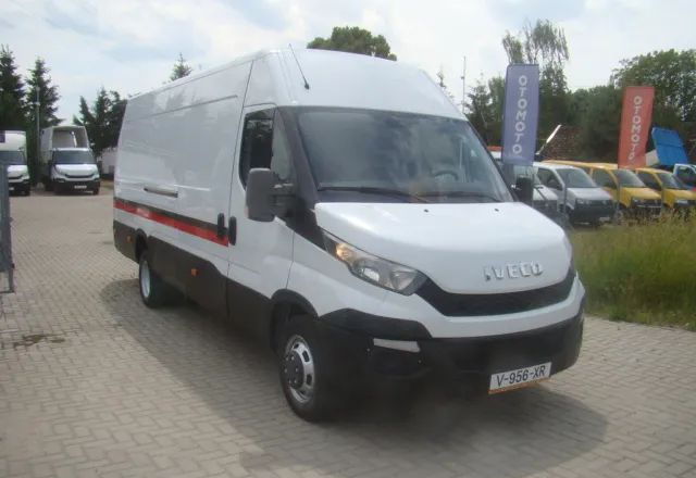 Iveco DAILY 35 C 15 MAXI BLIŹNIAKI 3.5T - Furgão: foto 4 Iveco DAILY 35 C 15 MAXI BLIŹNIAKI 3.5T - Furgão: foto 4
