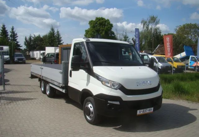Iveco DAILY 40 C 17 3.0TDI CLIXSTAR PRAWOJAZDY E DO B 3400KGŁADOWNOŚCI - Furgão caixa aberta: foto 4 Iveco DAILY 40 C 17 3.0TDI CLIXSTAR PRAWOJAZDY E DO B 3400KGŁADOWNOŚCI - Furgão caixa aberta: foto 4