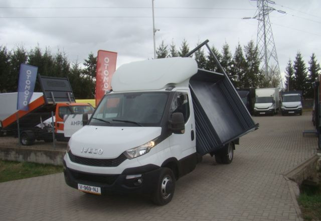 Iveco DAILY 50 C 17 3.0TDI 3-STONNA WYWROYKA - Furgão basculante: foto 1 Iveco DAILY 50 C 17 3.0TDI 3-STONNA WYWROYKA - Furgão basculante: foto 1