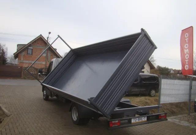 Iveco DAILY 50 C 17 3-STRONNA WYWROTKA 4.80M 3.5T - Furgão basculante: foto 1 Iveco DAILY 50 C 17 3-STRONNA WYWROTKA 4.80M 3.5T - Furgão basculante: foto 1