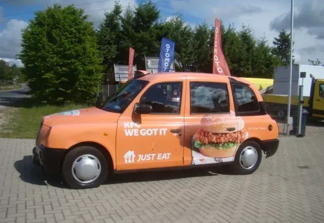 LTI Inny - Sedã: foto 2 LTI Inny - Sedã: foto 2