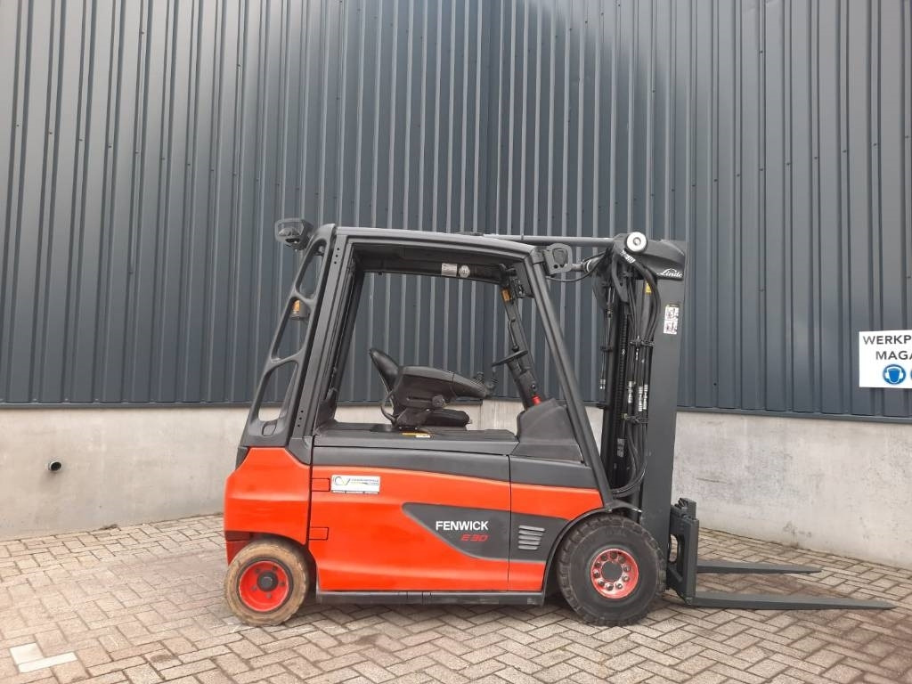 Linde E 30 L - Empilhadeira elétrica: foto 3 Linde E 30 L - Empilhadeira elétrica: foto 3
