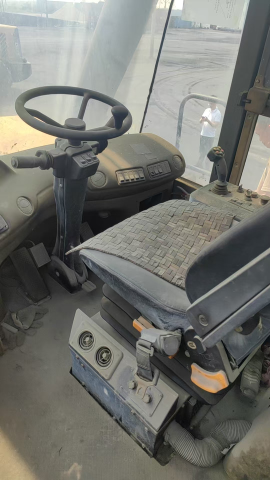 Sany 45 TON RSC450C - Reachstacker porta contentores: foto 3 Sany 45 TON RSC450C - Reachstacker porta contentores: foto 3