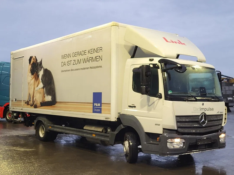 Mercedes-Benz Atego 818 Atego - Caminhão furgão: foto 3 Mercedes-Benz Atego 818 Atego - Caminhão furgão: foto 3