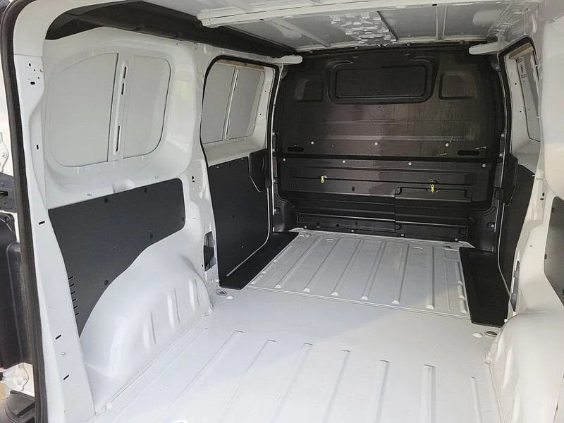 Peugeot Expert L2H1 Automatic Clima Cruise Navi Parkingsensors Euro6 2020 - Furgão compacto, Carrinha cabine dupla: foto 5 Peugeot Expert L2H1 Automatic Clima Cruise Navi Parkingsensors Euro6 2020 - Furgão compacto, Carrinha cabine dupla: foto 5