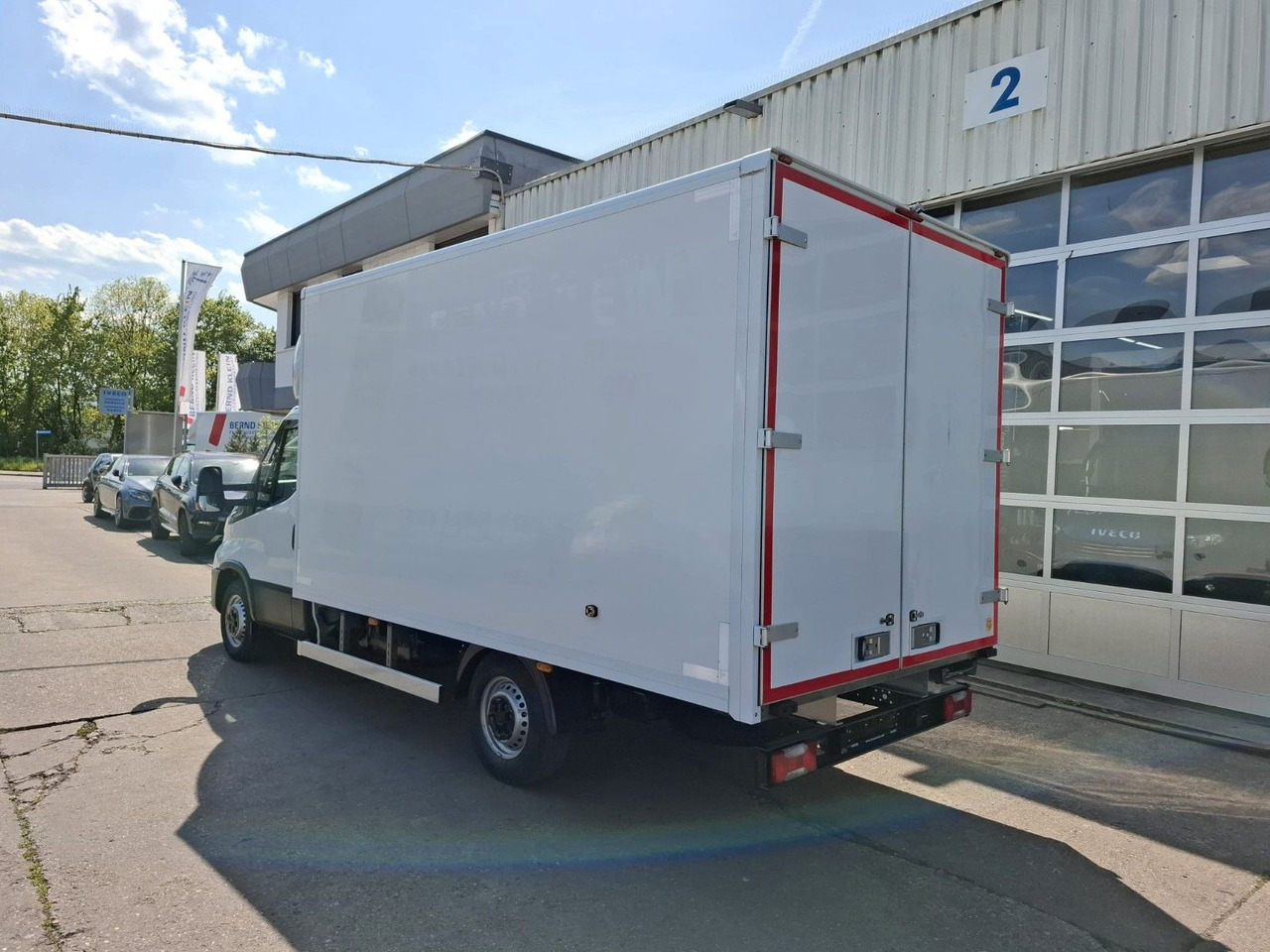 Iveco 35-160P/A8, Klima, HiMatic, LED, Luft, - Carrinha de contentor: foto 4 Iveco 35-160P/A8, Klima, HiMatic, LED, Luft, - Carrinha de contentor: foto 4
