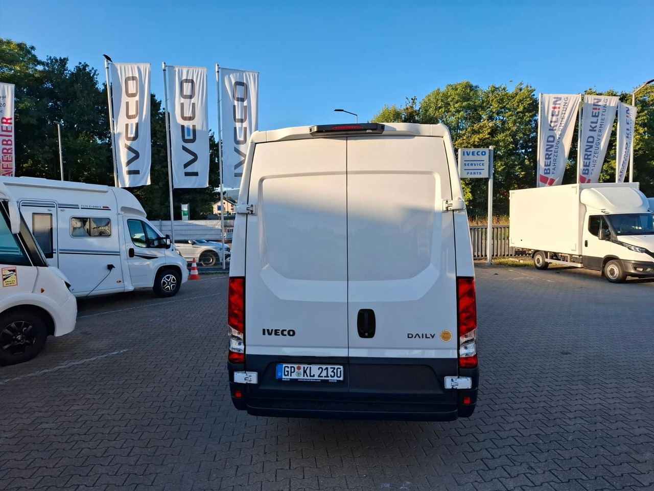 Iveco 35-160V/P, Luftfed., KLima, HiMatic, DAB,. - Furgão: foto 5 Iveco 35-160V/P, Luftfed., KLima, HiMatic, DAB,. - Furgão: foto 5