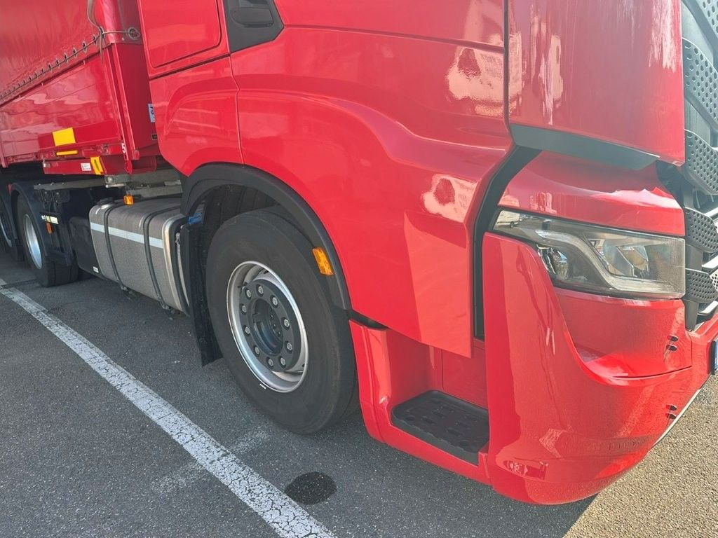 Iveco AS 260SY/FS CM - Caminhão transportador de contêineres/ Caixa móvel: foto 3 Iveco AS 260SY/FS CM - Caminhão transportador de contêineres/ Caixa móvel: foto 3