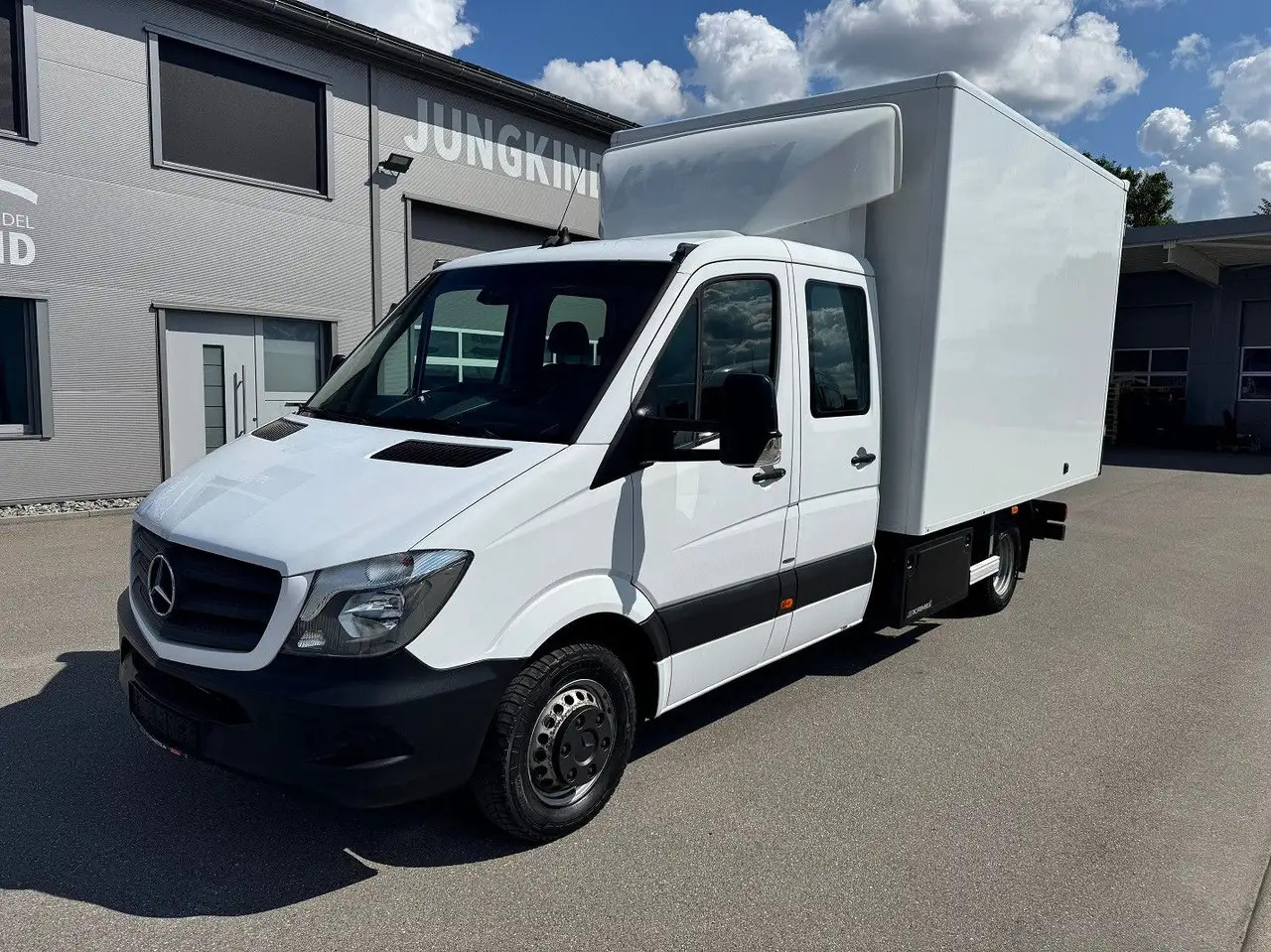 Mercedes-Benz Sprinter 519 CDI Maxi Lang DoKa Koffer AHK Klima - Máquina de outro: foto 1 Mercedes-Benz Sprinter 519 CDI Maxi Lang DoKa Koffer AHK Klima - Máquina de outro: foto 1