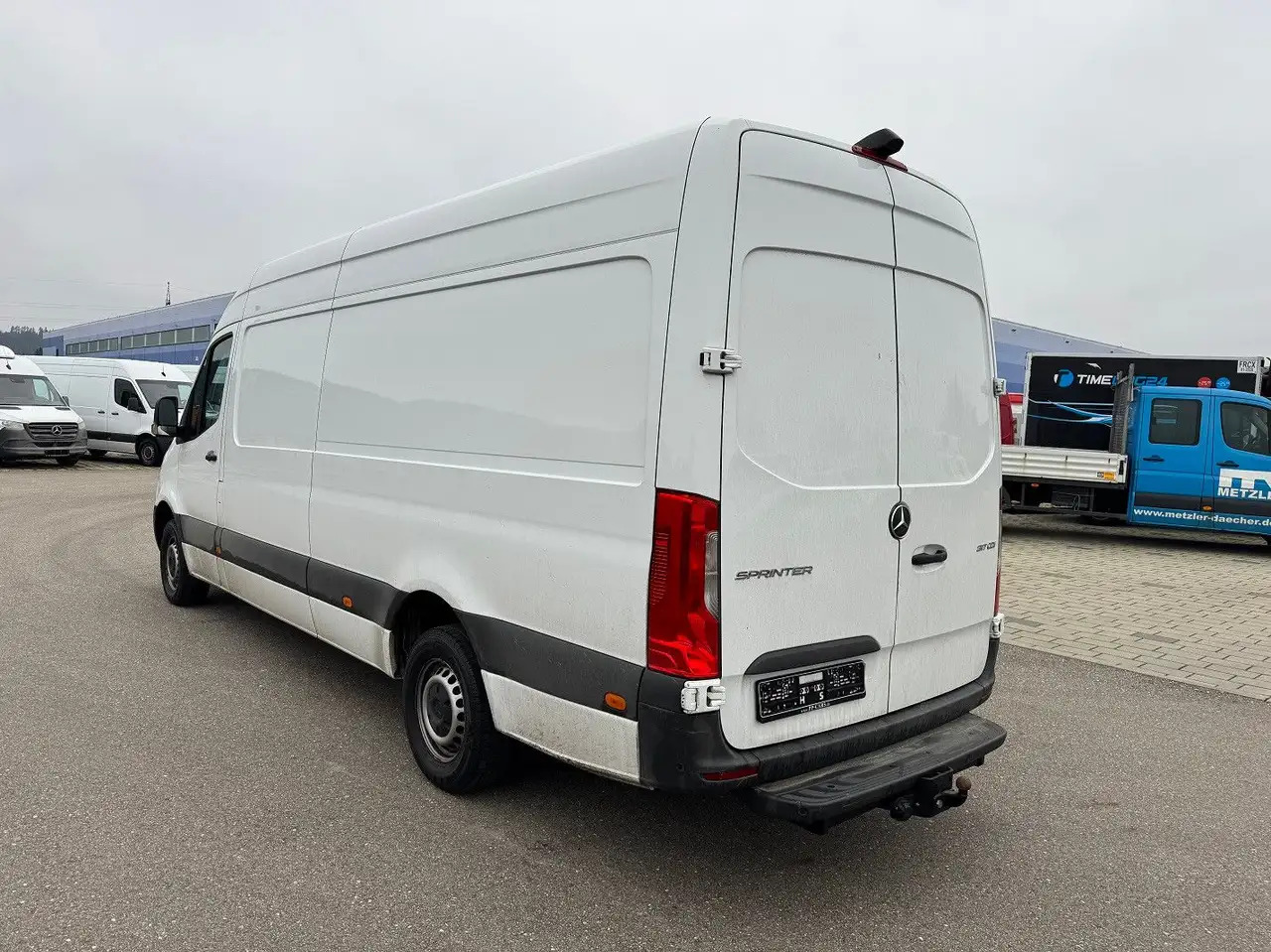 Mercedes-Benz Sprinter 317 CDI Maxi Lang Hoch Klima AHK MBUX - Furgão: foto 5 Mercedes-Benz Sprinter 317 CDI Maxi Lang Hoch Klima AHK MBUX - Furgão: foto 5