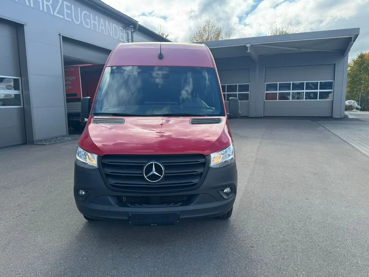 Mercedes-Benz Sprinter 317 CDI Maxi Lang Mixto AHK 3,5t MBUX - Furgão: foto 2 Mercedes-Benz Sprinter 317 CDI Maxi Lang Mixto AHK 3,5t MBUX - Furgão: foto 2