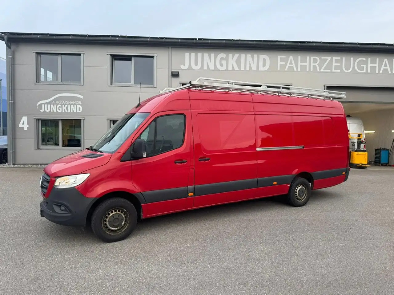 Mercedes-Benz Sprinter 317 CDI Maxi Lang XXL Extralang MBUX - Furgão: foto 1 Mercedes-Benz Sprinter 317 CDI Maxi Lang XXL Extralang MBUX - Furgão: foto 1