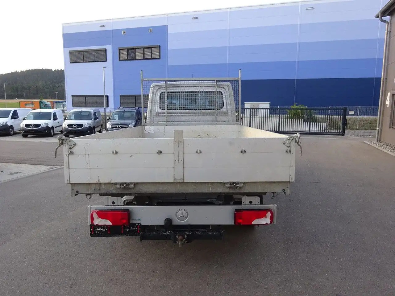 Mercedes-Benz Sprinter 319 CDI DoKa Maxi Kipper AHK 2,8t - Furgão basculante, Carrinha cabine dupla: foto 4 Mercedes-Benz Sprinter 319 CDI DoKa Maxi Kipper AHK 2,8t - Furgão basculante, Carrinha cabine dupla: foto 4