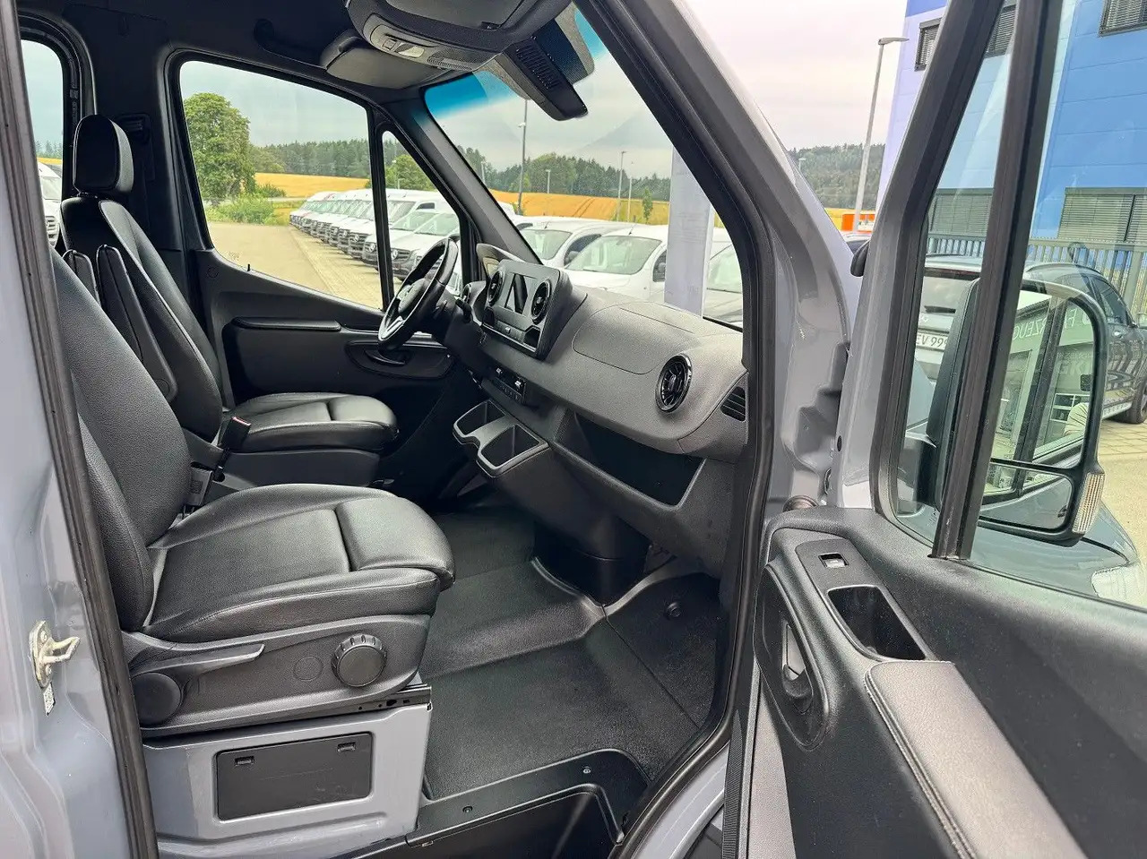 Locação de Mercedes-Benz Sprinter 319 CDI Mixto Lang Hoch Klima AHK Mercedes-Benz Sprinter 319 CDI Mixto Lang Hoch Klima AHK: foto 10