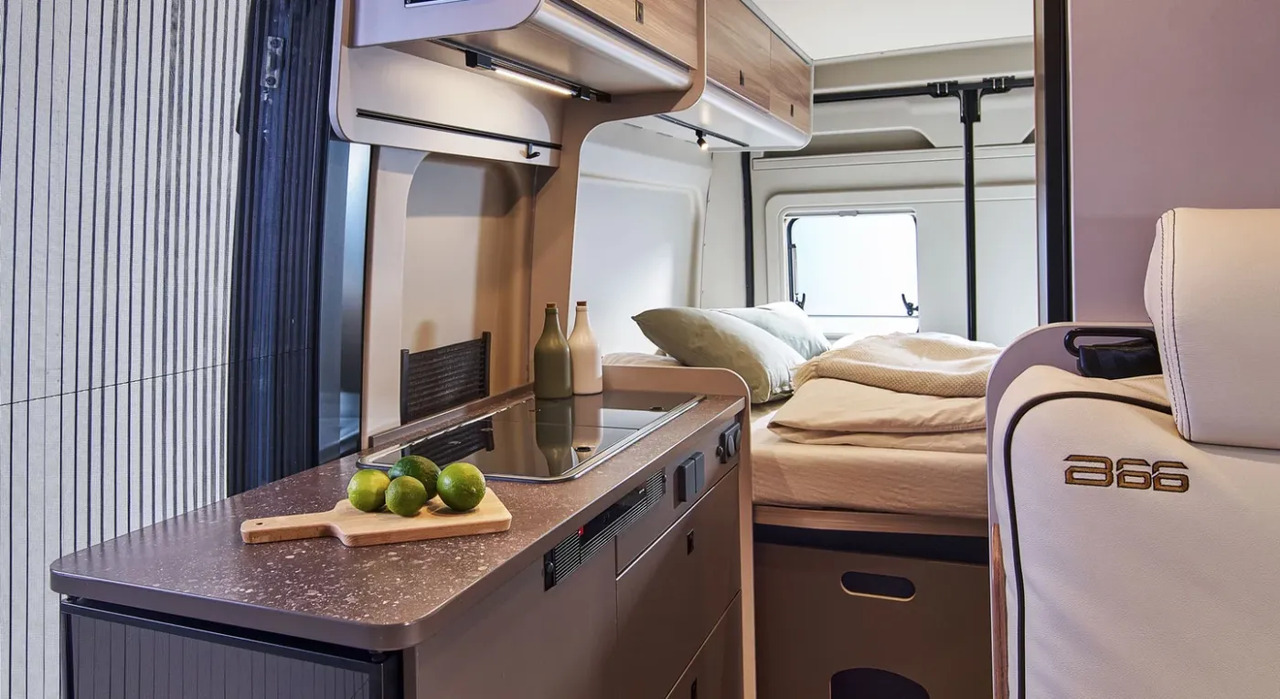 Bürstner B66 C 600 B 66  Voll ausgestattet - Campervan: foto 3 Bürstner B66 C 600 B 66  Voll ausgestattet - Campervan: foto 3