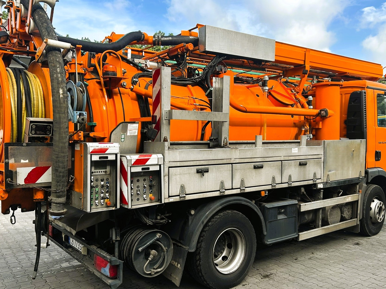 MAN TGM 15.240 - Caminhão limpa fossa: foto 4 MAN TGM 15.240 - Caminhão limpa fossa: foto 4