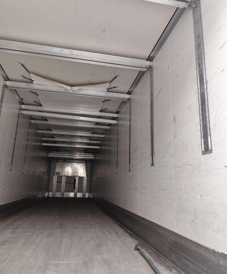 Krone CARRIER VECTOR 1550 - Semireboque frigorífico: foto 3 Krone CARRIER VECTOR 1550 - Semireboque frigorífico: foto 3