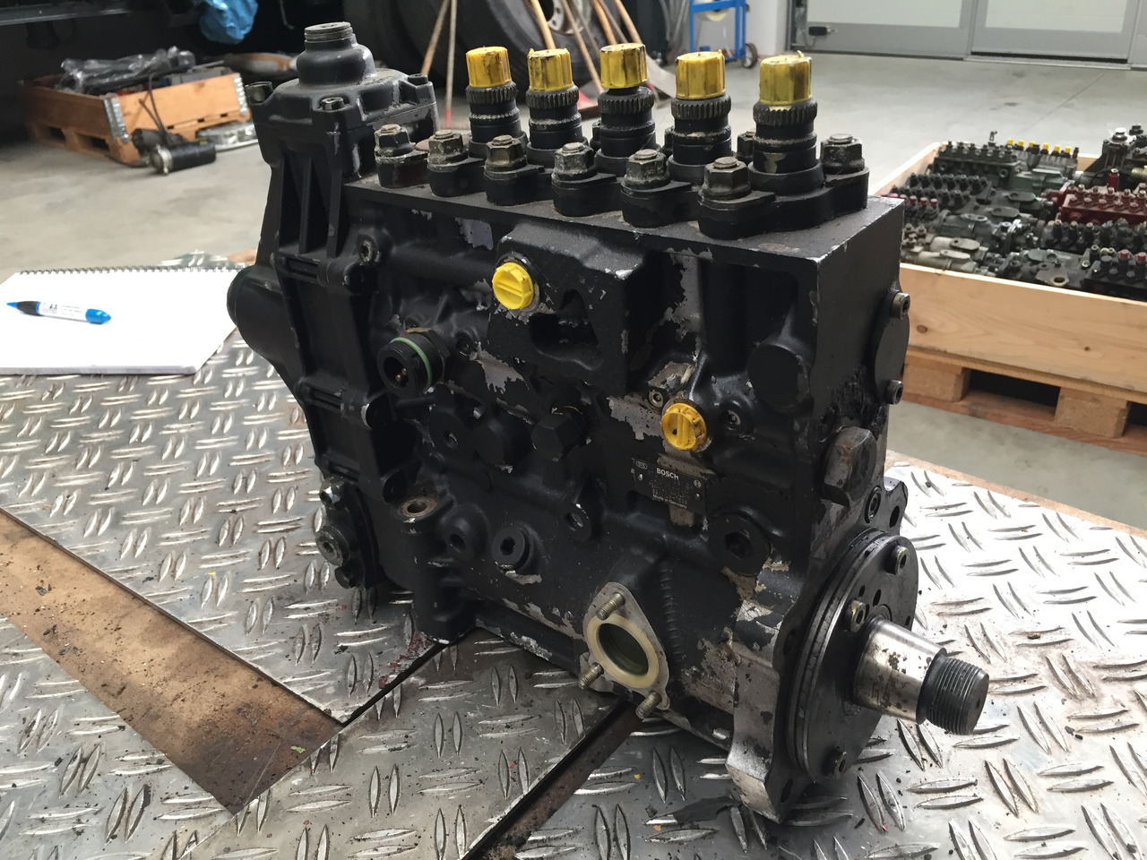 Gebrauchte Einspritzpumpe MAN TGA, 5 Zylinder, Bosch - Nr. : 0402 795 204, MAN 59.11103 - 7538 - Bomba de combustivel de Caminhão: foto 4 Gebrauchte Einspritzpumpe MAN TGA, 5 Zylinder, Bosch - Nr. : 0402 795 204, MAN 59.11103 - 7538 - Bomba de combustivel de Caminhão: foto 4