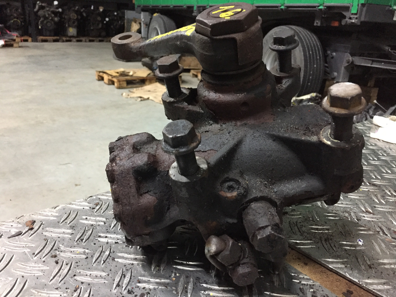 Gebrauchtes Lenkgetriebe MAN, 8.136, Artikel - Nr.: 81.9999 - 9999 - Caixa de direção de Caminhão: foto 4 Gebrauchtes Lenkgetriebe MAN, 8.136, Artikel - Nr.: 81.9999 - 9999 - Caixa de direção de Caminhão: foto 4