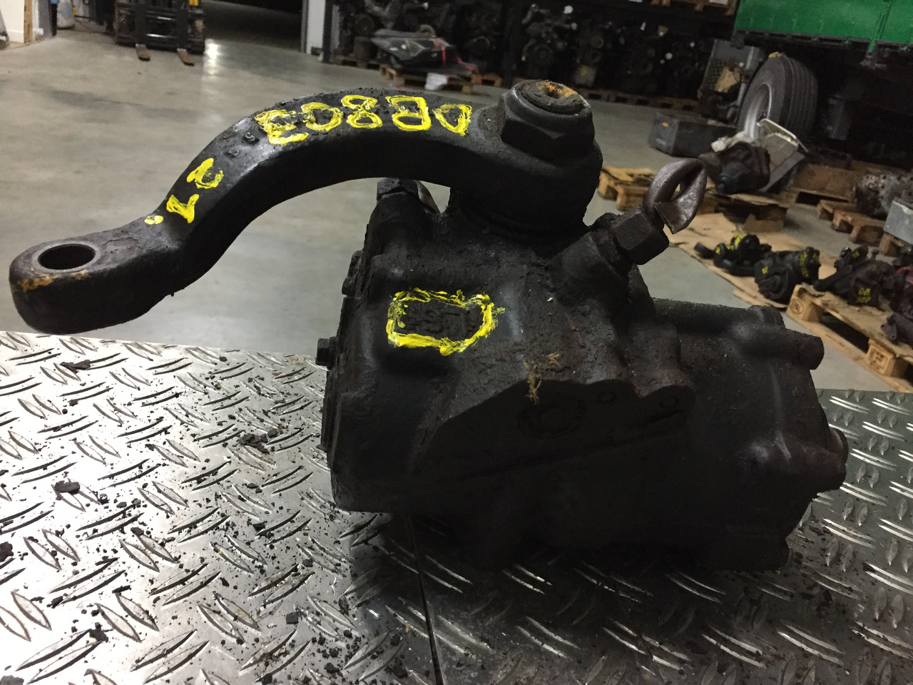 Gebrauchtes Lenkgetriebe MB 808, Typ LS 3, Artikel - Nr.: A 999 999 99 99 - Caixa de direção de Caminhão: foto 2 Gebrauchtes Lenkgetriebe MB 808, Typ LS 3, Artikel - Nr.: A 999 999 99 99 - Caixa de direção de Caminhão: foto 2