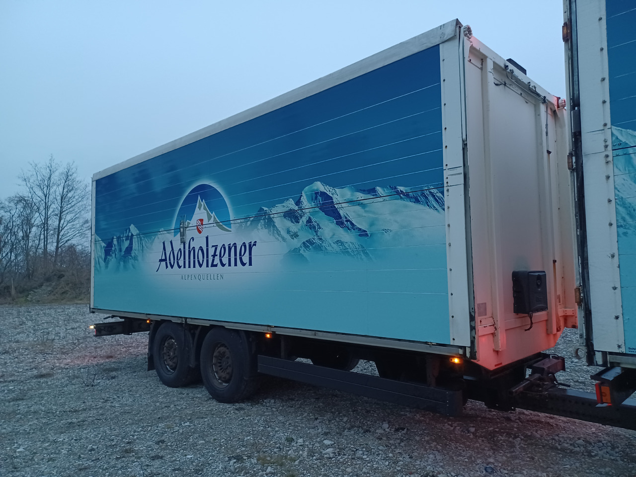 Tandem Getränke Anhänger Geidobler, TYP : TD GAL 18 - Reboque transporte de bebidas: foto 1 Tandem Getränke Anhänger Geidobler, TYP : TD GAL 18 - Reboque transporte de bebidas: foto 1