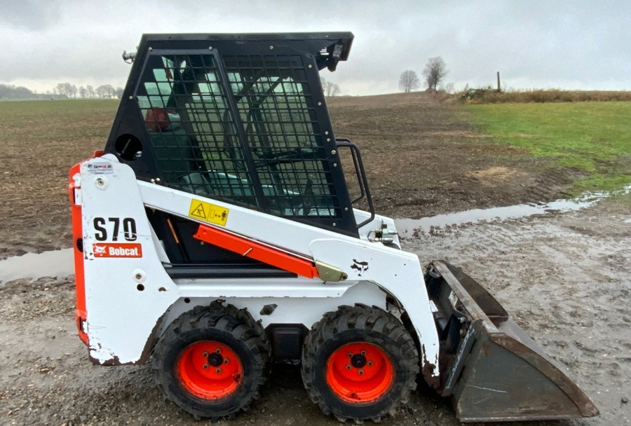 BOBCAT S70 - Mini carregadeira: foto 1 BOBCAT S70 - Mini carregadeira: foto 1
