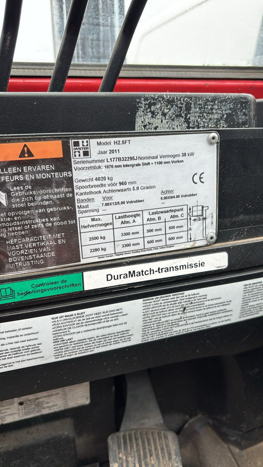 Hyster 2,5 t - Empilhadeira a gás: foto 2 Hyster 2,5 t - Empilhadeira a gás: foto 2