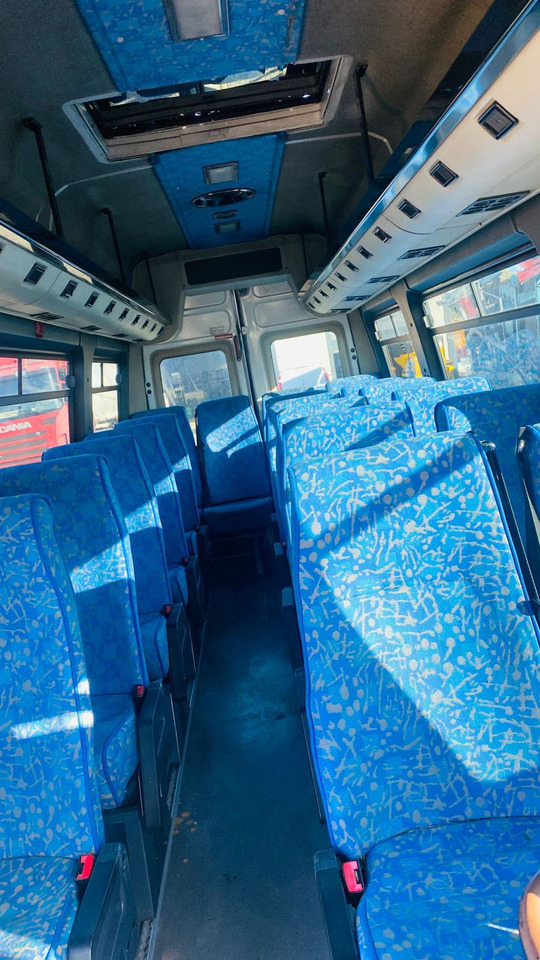 Iveco, 2004 god. - Micro-ônibus, Furgão de passageiros: foto 2 Iveco, 2004 god. - Micro-ônibus, Furgão de passageiros: foto 2