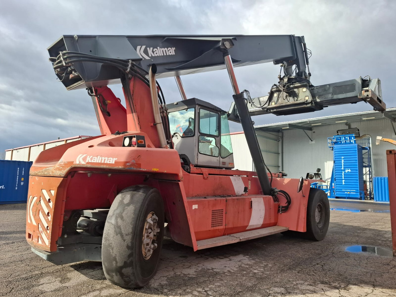 KALMAR DRF 450 60 S5 - Reachstacker porta contentores: foto 3 KALMAR DRF 450 60 S5 - Reachstacker porta contentores: foto 3