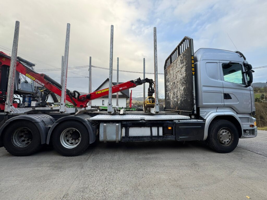 SCANIA R580 - Caminhão florestal, Caminhão grua: foto 3 SCANIA R580 - Caminhão florestal, Caminhão grua: foto 3