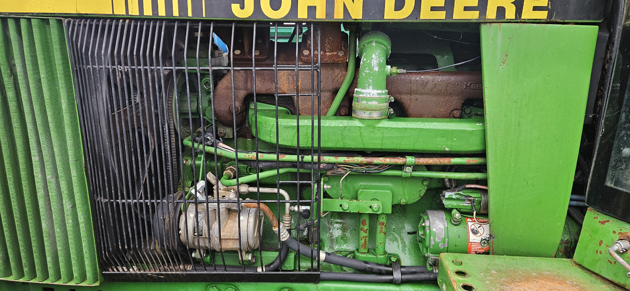 JOHN DEERE 4055 - Trator: foto 3 JOHN DEERE 4055 - Trator: foto 3