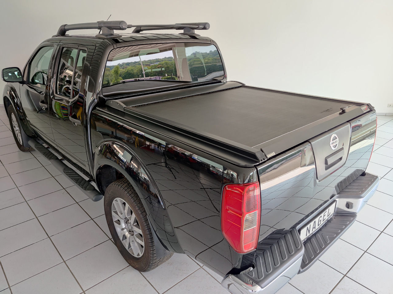 Nissan Navara Pickup (D40M)(05.2005->) Double Cab LE V6 4X4 Navi Kam Leder SHZ AHK - Pick-up: foto 5 Nissan Navara Pickup (D40M)(05.2005->) Double Cab LE V6 4X4 Navi Kam Leder SHZ AHK - Pick-up: foto 5