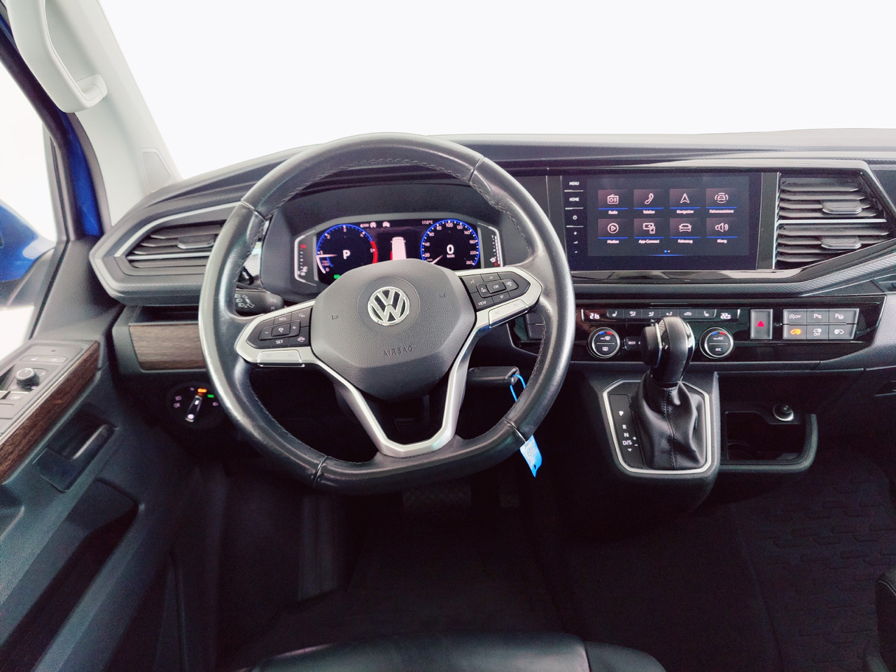 Locação de Volkswagen T6.1 Multivan Cruise*DAB+*Rükam*Standheizung*AHK  Cruise FWD Volkswagen T6.1 Multivan Cruise*DAB+*Rükam*Standheizung*AHK  Cruise FWD: foto 11