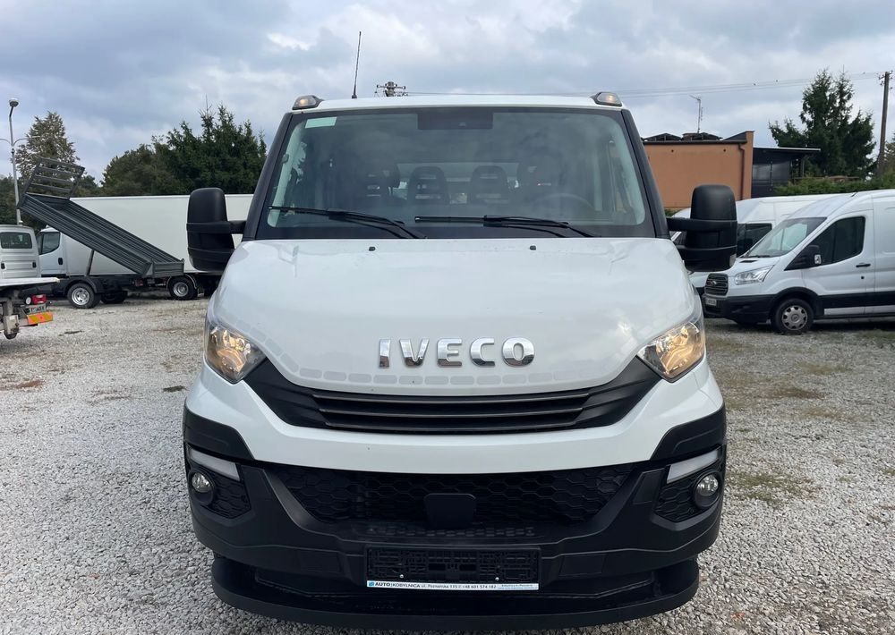 Iveco Daily 70C18 Hi-Matic Pomoc drogowa Holownik 2019r - Caminhão reboque: foto 2 Iveco Daily 70C18 Hi-Matic Pomoc drogowa Holownik 2019r - Caminhão reboque: foto 2