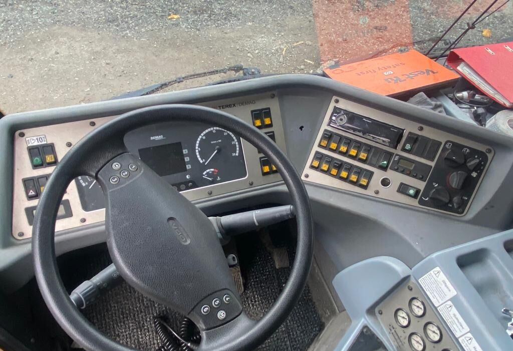 Demag AC350 - Guindaste móvel: foto 5 Demag AC350 - Guindaste móvel: foto 5