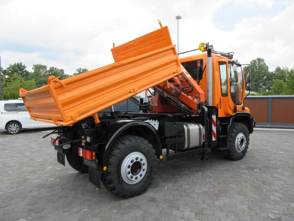 Unimog U 400 Drei-Seiten-Kipp/ Kran Atlas 65.2, Klima - Caminhão basculante: foto 3 Unimog U 400 Drei-Seiten-Kipp/ Kran Atlas 65.2, Klima - Caminhão basculante: foto 3