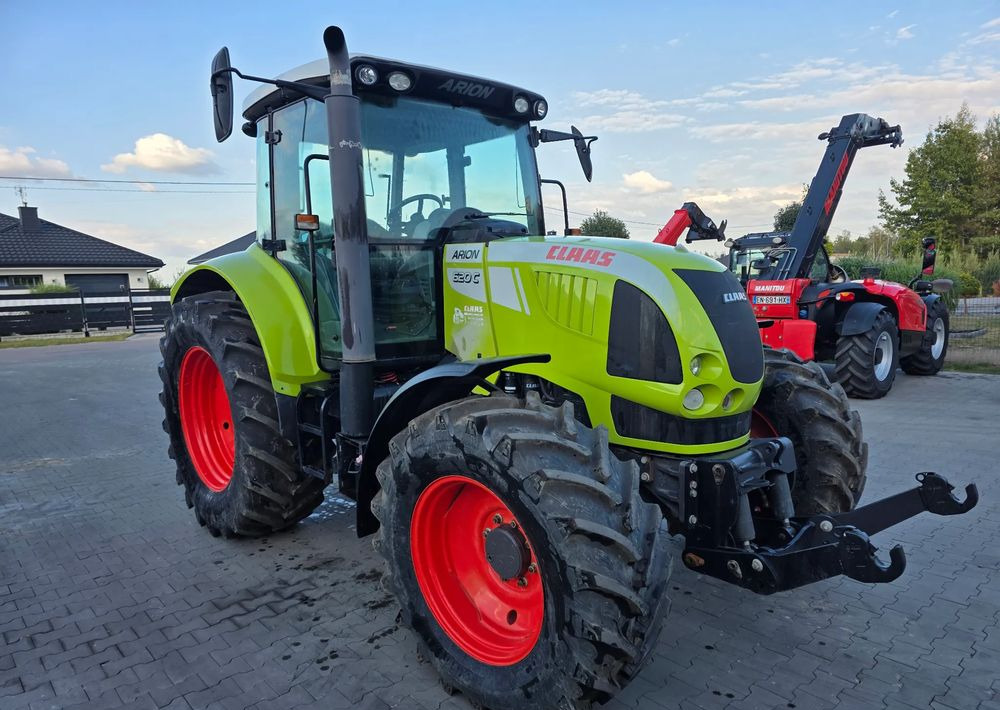 Claas Arion 620C - Trator: foto 1 Claas Arion 620C - Trator: foto 1