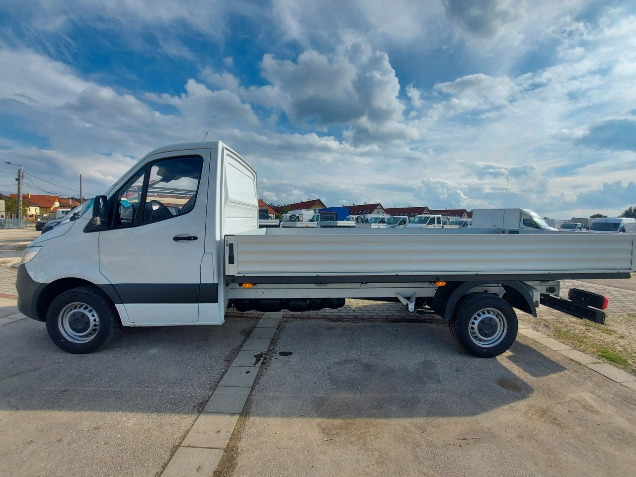 Mercedes-Benz Sprinter 315Pritsche - Furgão caixa aberta: foto 2 Mercedes-Benz Sprinter 315Pritsche - Furgão caixa aberta: foto 2