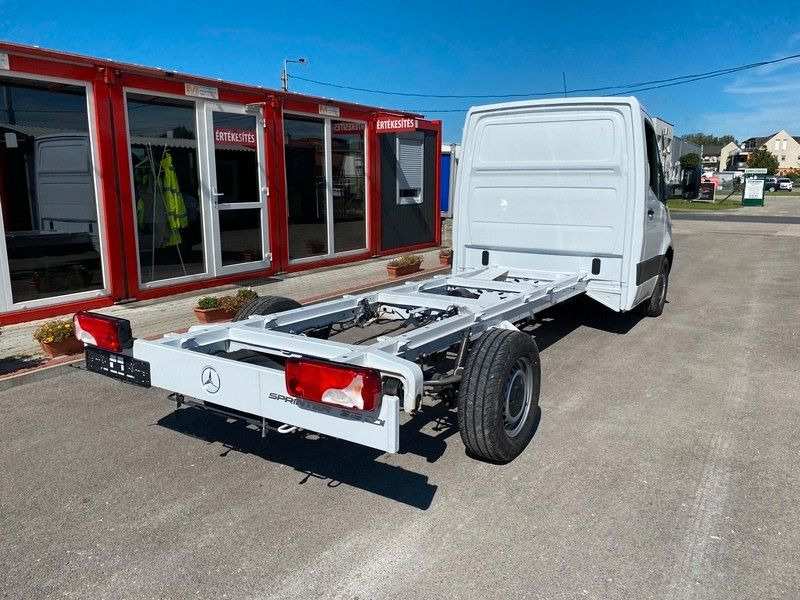 Mercedes-Benz Sprinter 319 Pritsche+Plane 3,5T Anhängelast - Furgão de toldo: foto 4 Mercedes-Benz Sprinter 319 Pritsche+Plane 3,5T Anhängelast - Furgão de toldo: foto 4