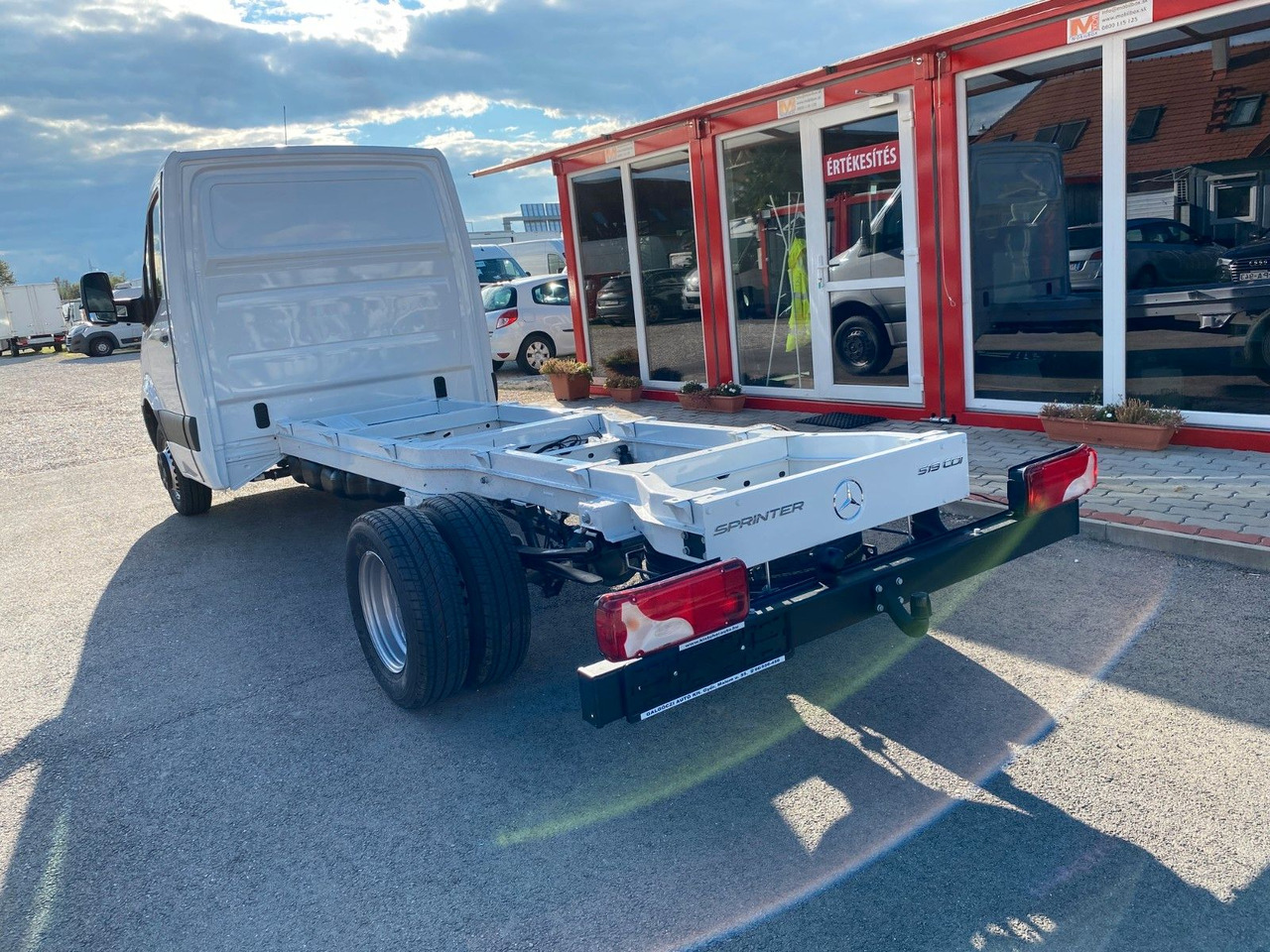 Mercedes-Benz Sprinter 519 Koffer - Carrinha de contentor: foto 5 Mercedes-Benz Sprinter 519 Koffer - Carrinha de contentor: foto 5