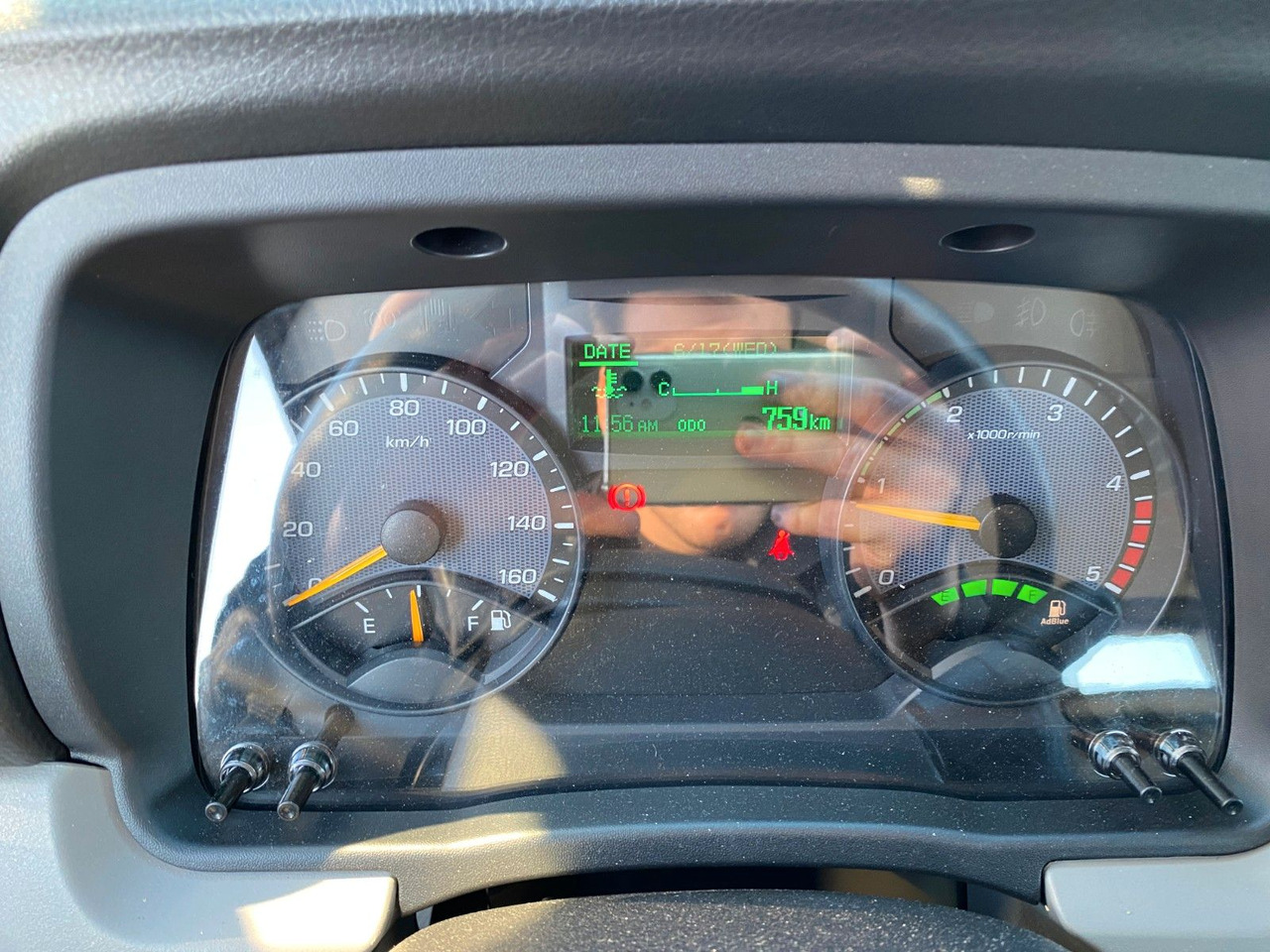 Mitsubishi FUSO CANTER 6C18 4WD PRITSCHE+PM 6522P KRAN - Furgão caixa aberta: foto 4 Mitsubishi FUSO CANTER 6C18 4WD PRITSCHE+PM 6522P KRAN - Furgão caixa aberta: foto 4