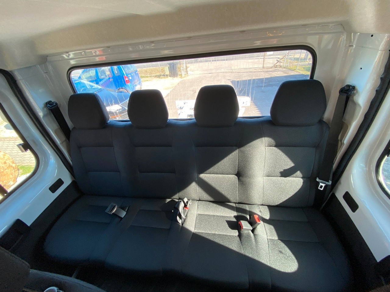 Peugeot BOXER CHDC L4 HEAVY PRITSCHE - Furgão caixa aberta, Carrinha cabine dupla: foto 5 Peugeot BOXER CHDC L4 HEAVY PRITSCHE - Furgão caixa aberta, Carrinha cabine dupla: foto 5