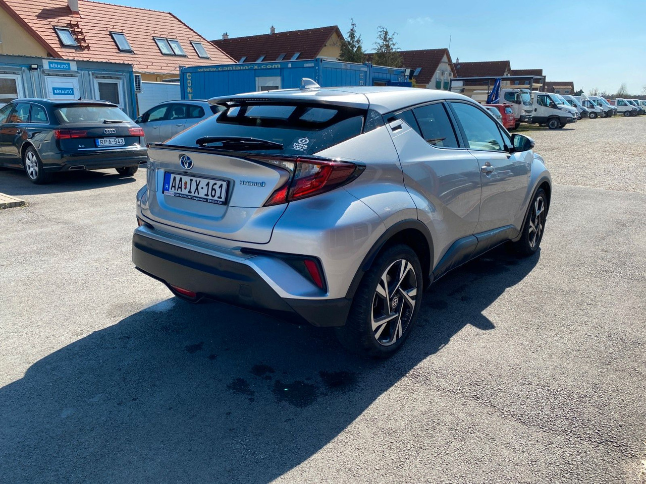 Toyota C-HR 1.8-l-VVTi Hybrid Flow - SUV: foto 2 Toyota C-HR 1.8-l-VVTi Hybrid Flow - SUV: foto 2