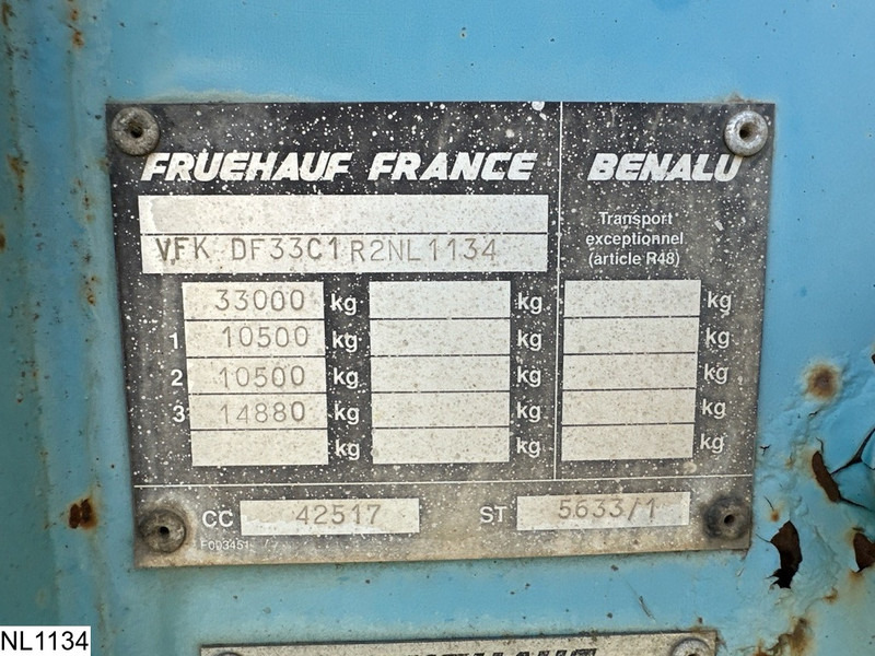Fruehauf Chassis 20 FT - Semireboque transportador de contêineres/ Caixa móvel: foto 4 Fruehauf Chassis 20 FT - Semireboque transportador de contêineres/ Caixa móvel: foto 4