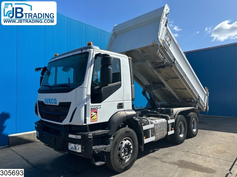 Iveco 260T36 6x4, EURO 6, Steel - Caminhão basculante: foto 1 Iveco 260T36 6x4, EURO 6, Steel - Caminhão basculante: foto 1